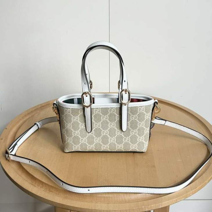 Picture of Gucci Handbags _SKUfw236289806fw